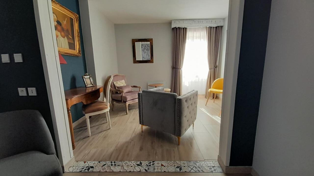 B&B Manoir De La Fabregues エスタン エクステリア 写真